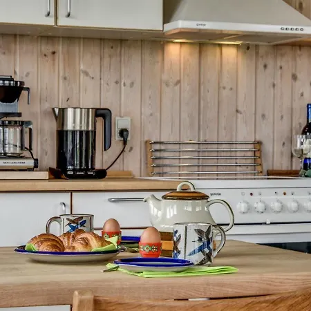 Holiday home Blomma - 350m From The Sea In Western Jutland By Interhome