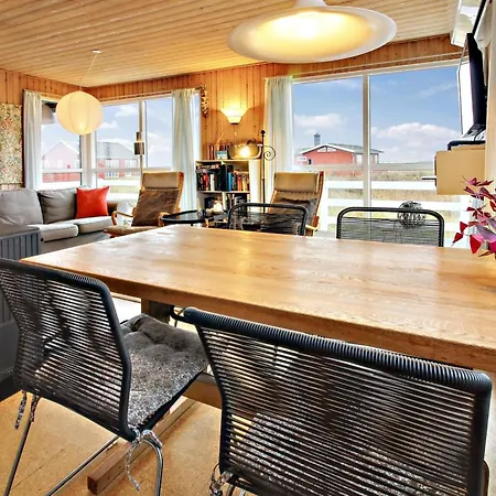 Blomma - 350m From The Sea By Interhome Feriehus Lakolk